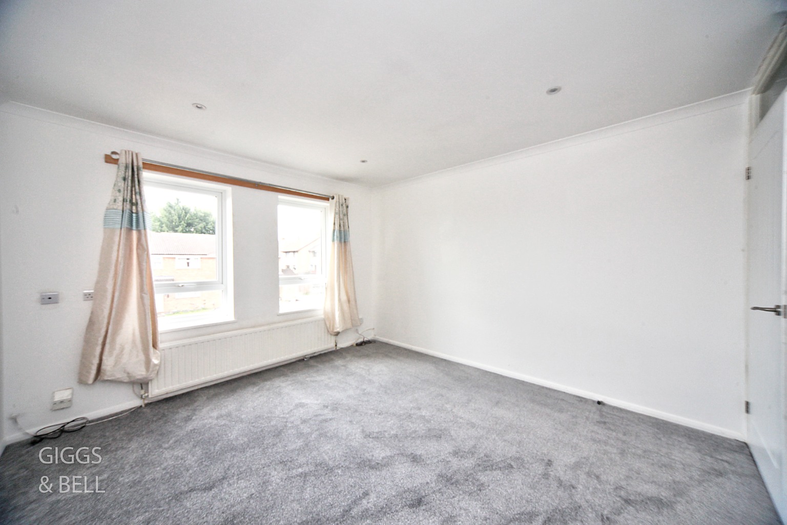1 bed flat for sale in St Marks Close, Bedford  - Property Image 6