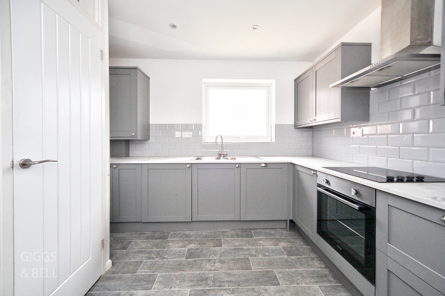 1 bed flat for sale in St Marks Close, Bedford  - Property Image 4