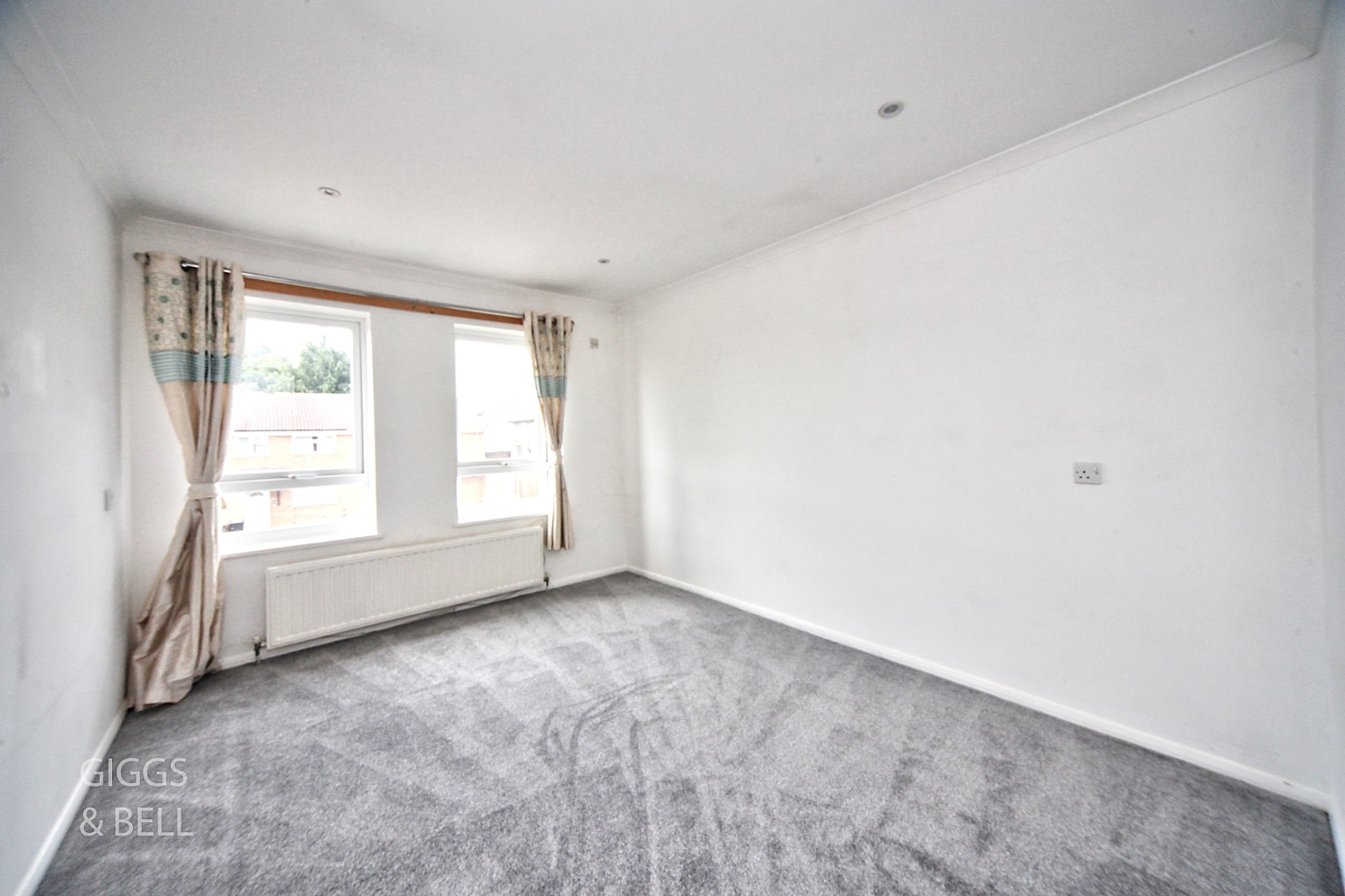 1 bed flat for sale in St Marks Close, Bedford  - Property Image 8