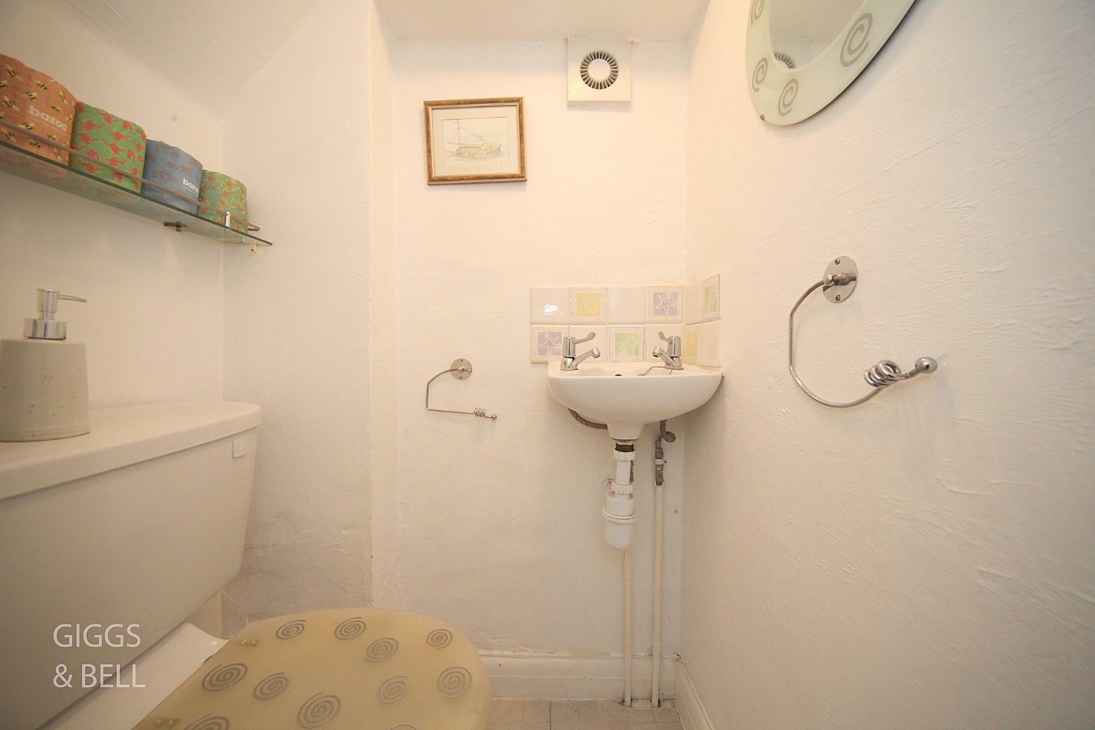 5 bed semi-detached house for sale in Wychwood Avenue, Luton  - Property Image 12