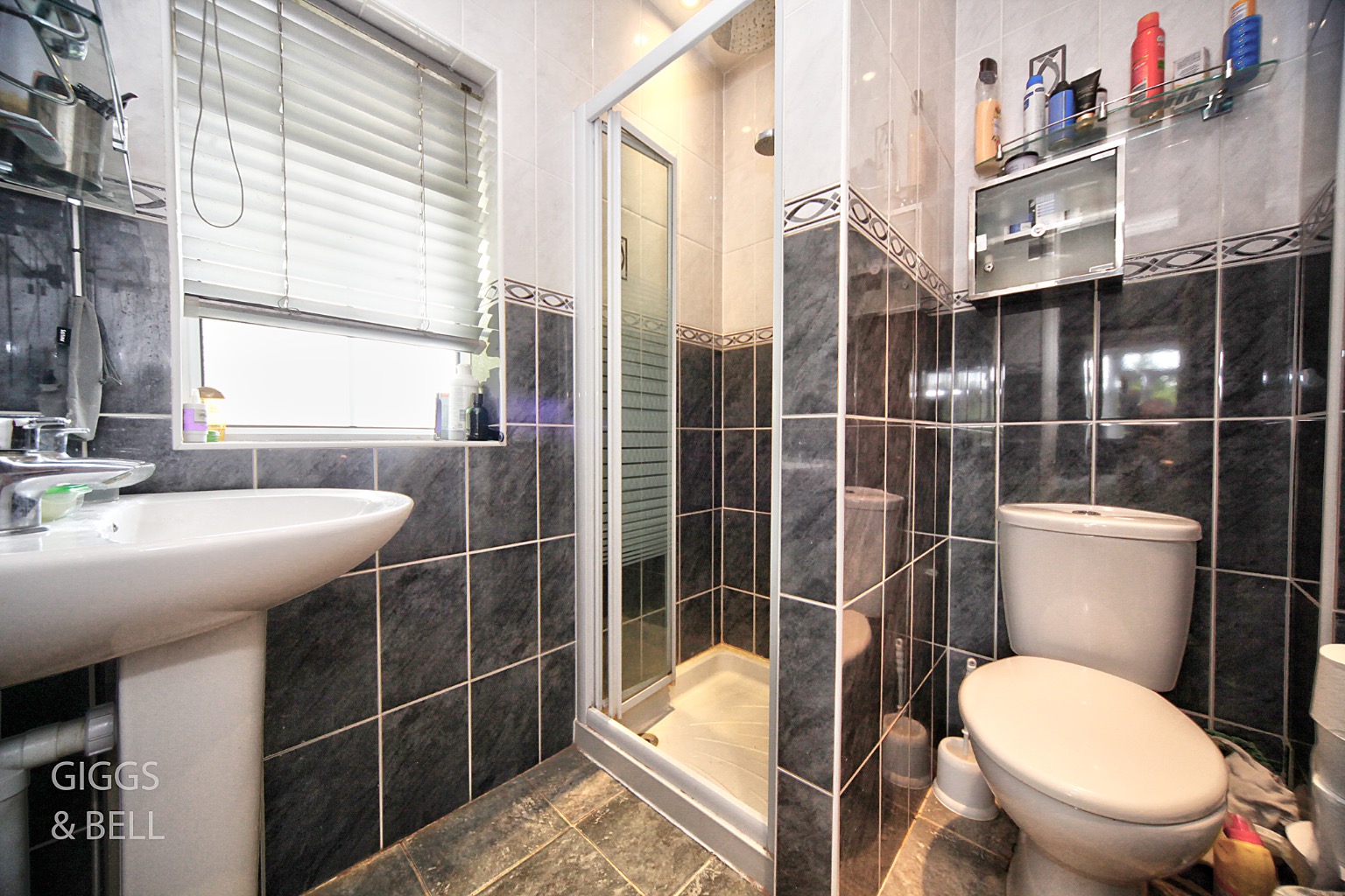 4 bed detached house for sale in Blakeney Drive, Luton  - Property Image 13