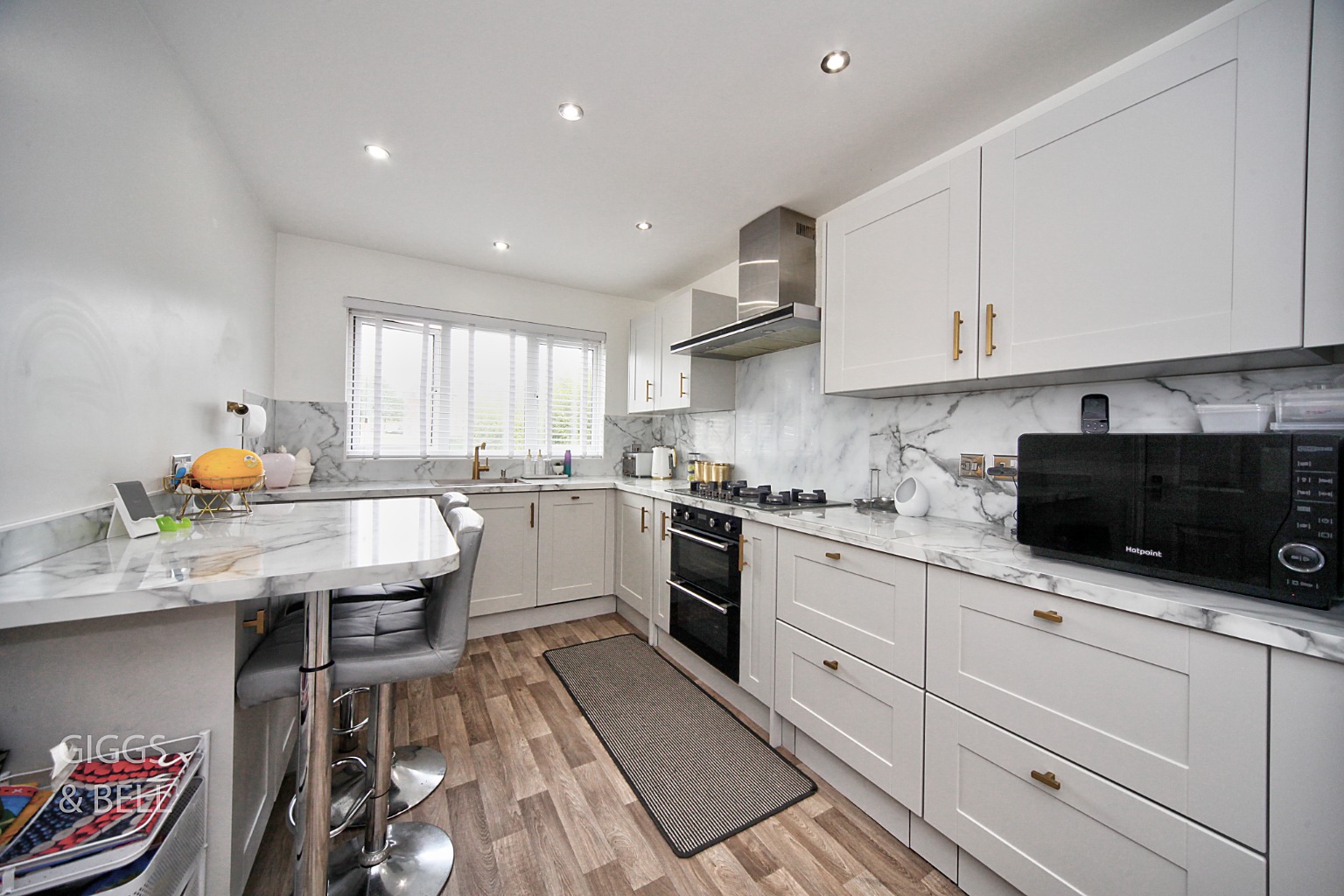 5 bed detached house for sale in Villiers Close, Luton  - Property Image 10