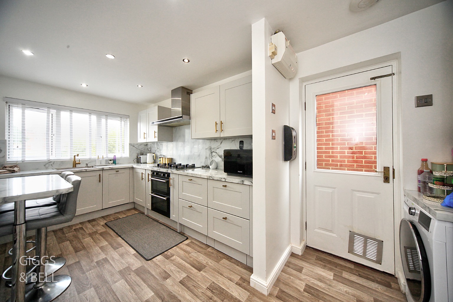 5 bed detached house for sale in Villiers Close, Luton  - Property Image 12