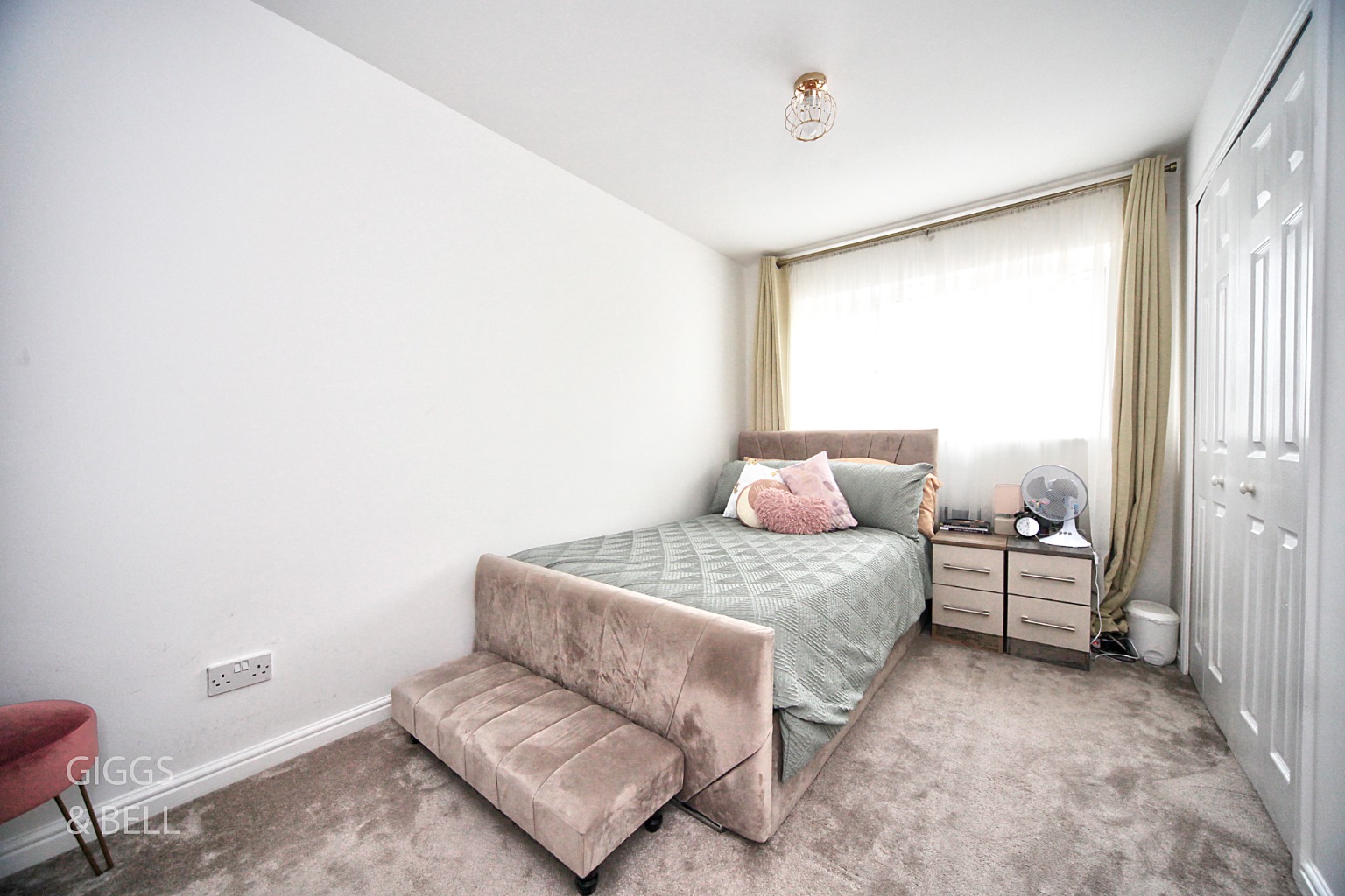 5 bed detached house for sale in Villiers Close, Luton  - Property Image 20