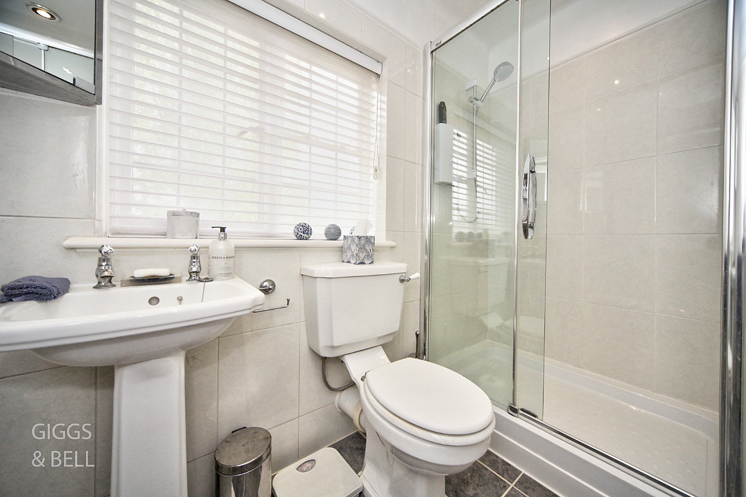 3 bed detached house for sale in Whitehill Avenue, Luton  - Property Image 23