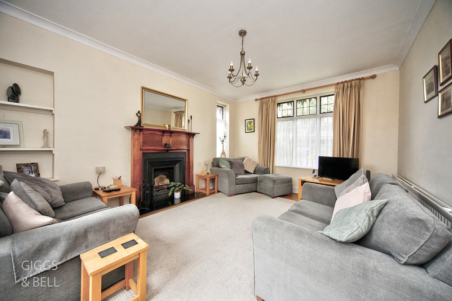 3 bed detached house for sale in Whitehill Avenue, Luton  - Property Image 6