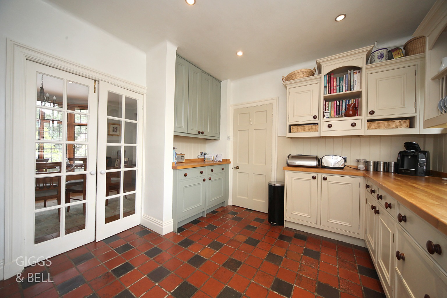 3 bed detached house for sale in Whitehill Avenue, Luton 10