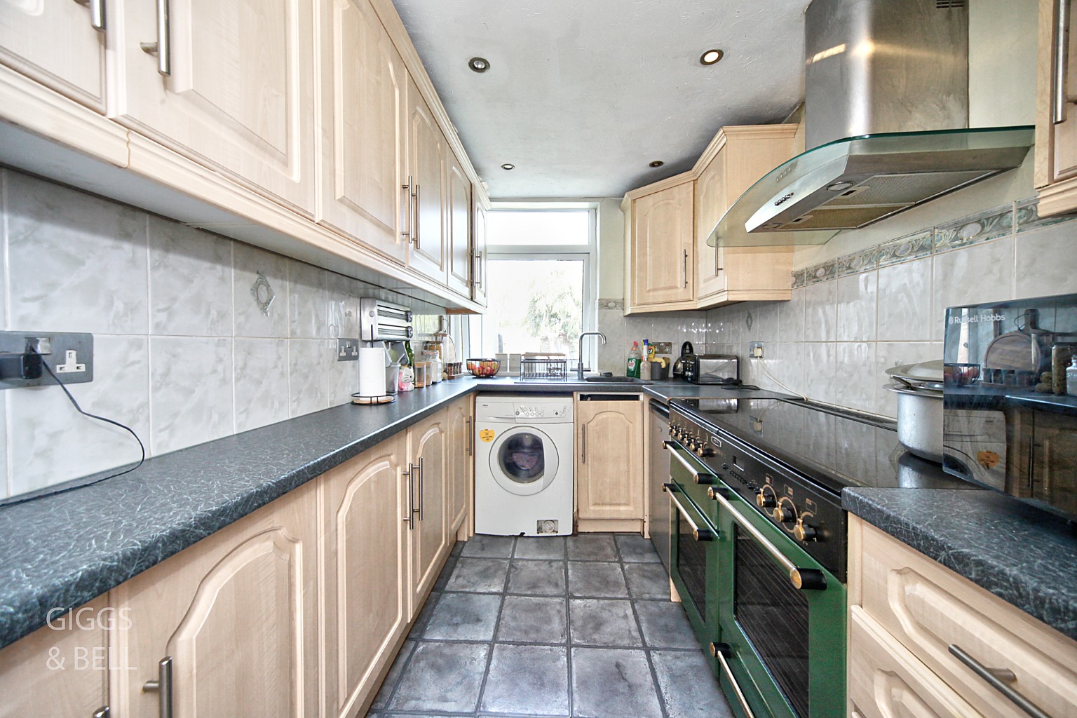 3 bed semi-detached house for sale in Park Street, Luton  - Property Image 6