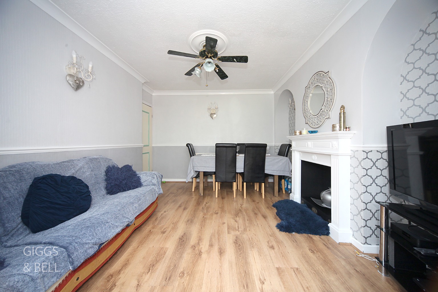 3 bed semi-detached house for sale in Park Street, Luton  - Property Image 5