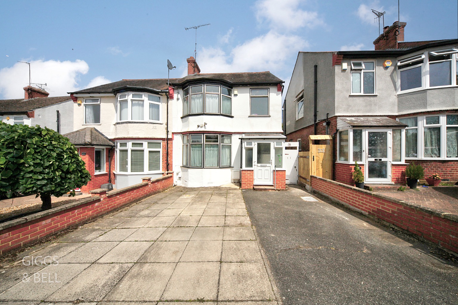 3 bed semi-detached house for sale in Park Street, Luton, LU1 