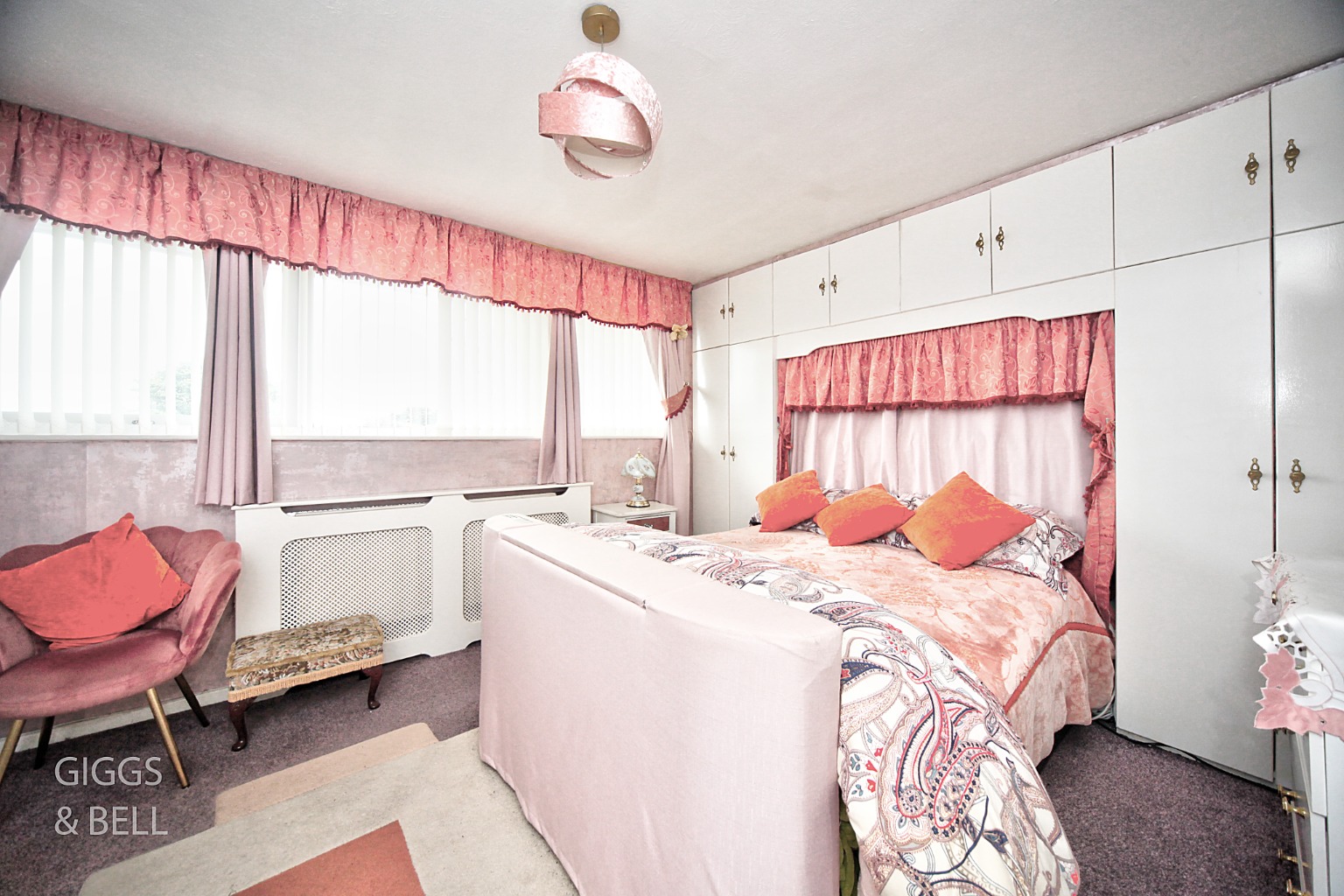 3 bed town house for sale in St Michaels Avenue, Dunstable  - Property Image 15