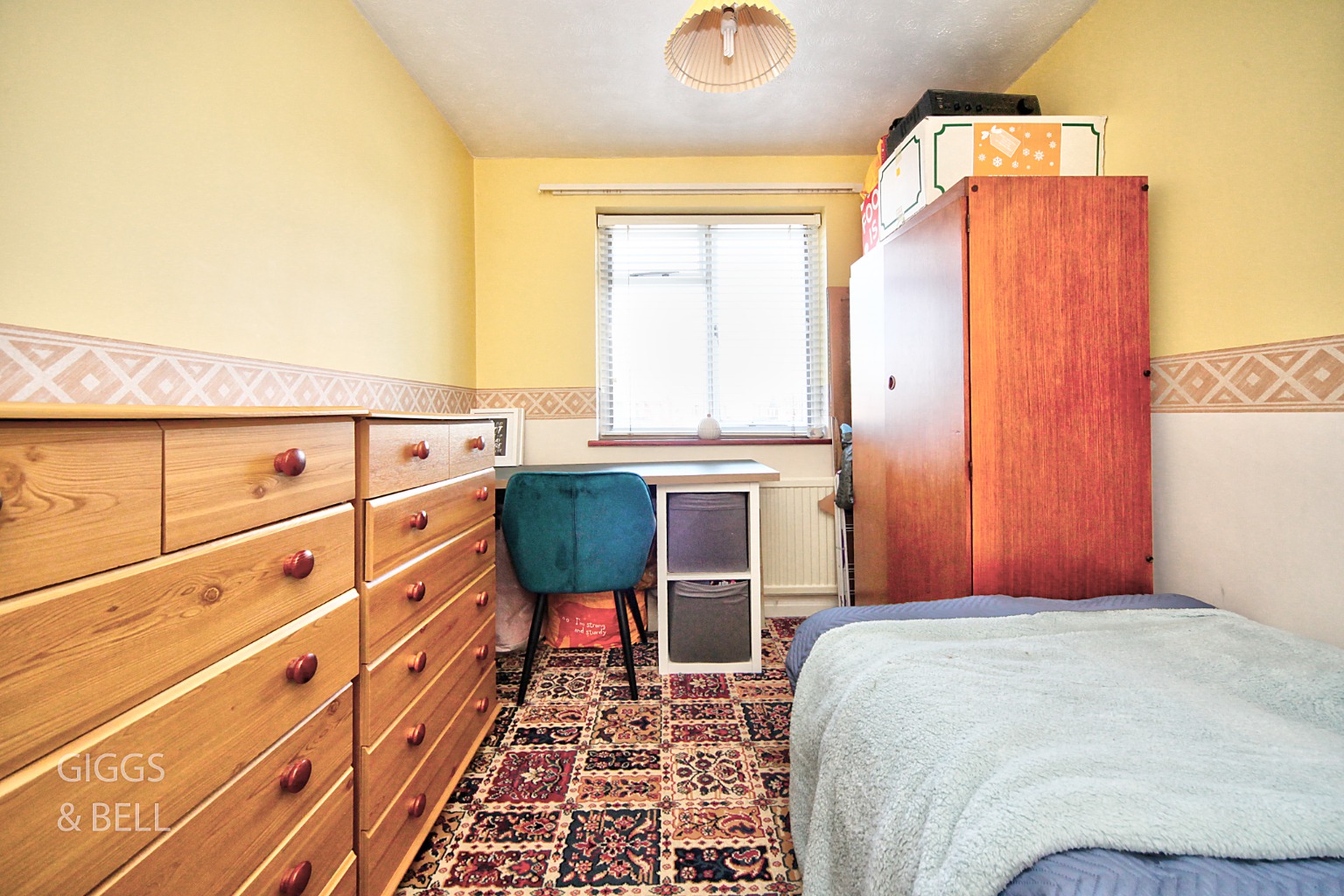 4 bed semi-detached house for sale in Galston Road, Luton  - Property Image 14