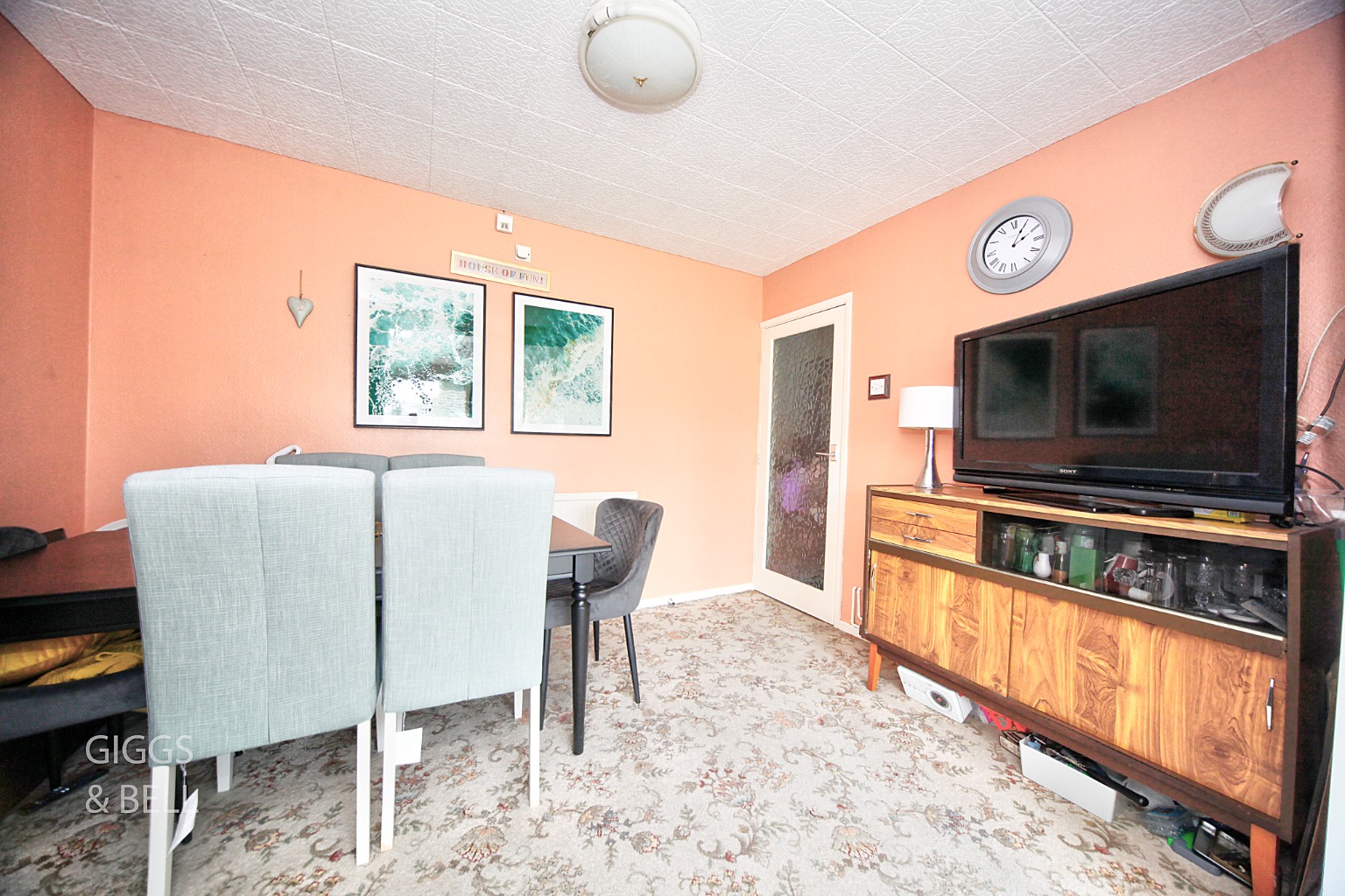 4 bed semi-detached house for sale in Galston Road, Luton  - Property Image 4