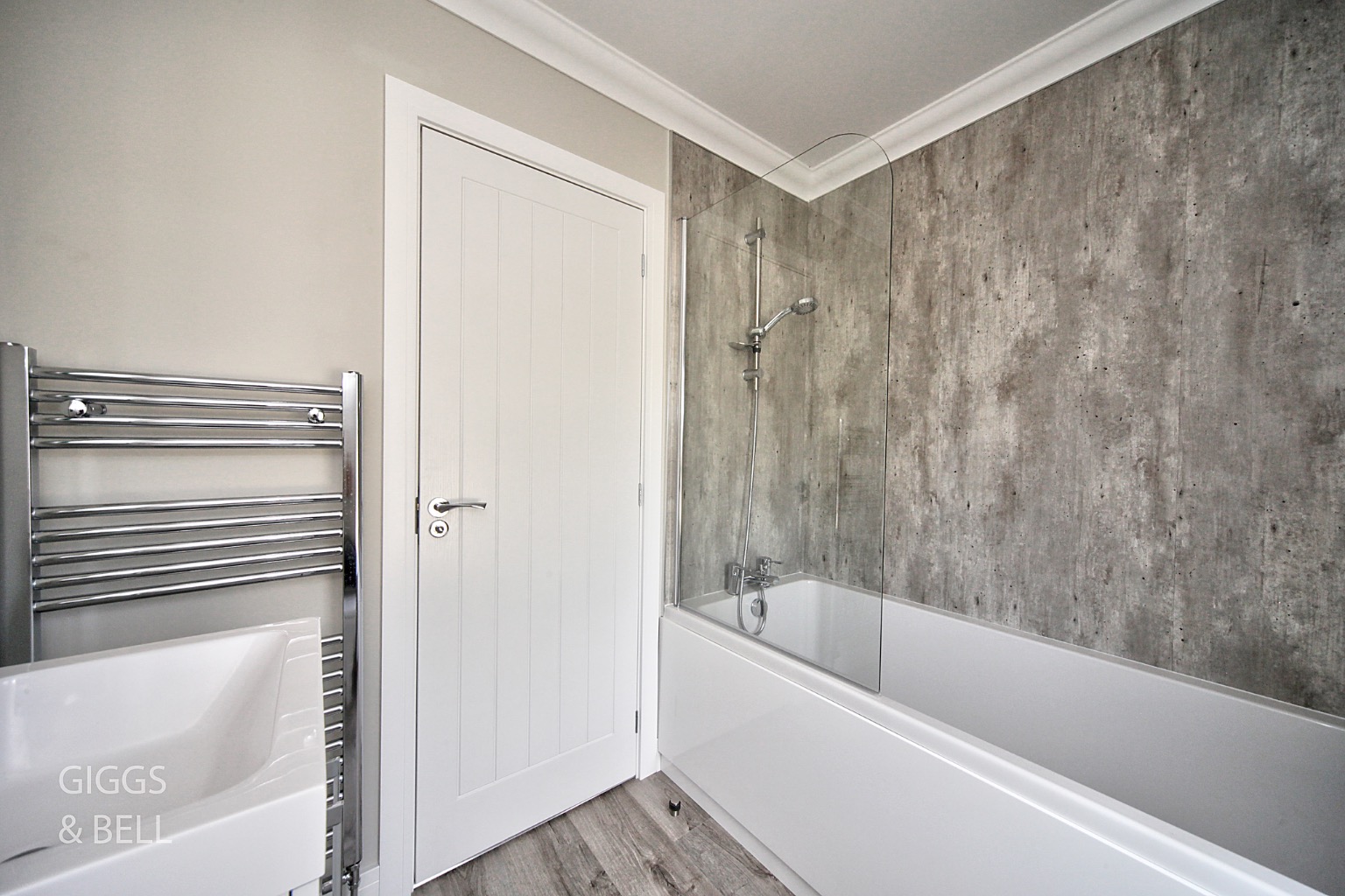 2 bed park home for sale in Little Meadow, Luton  - Property Image 18