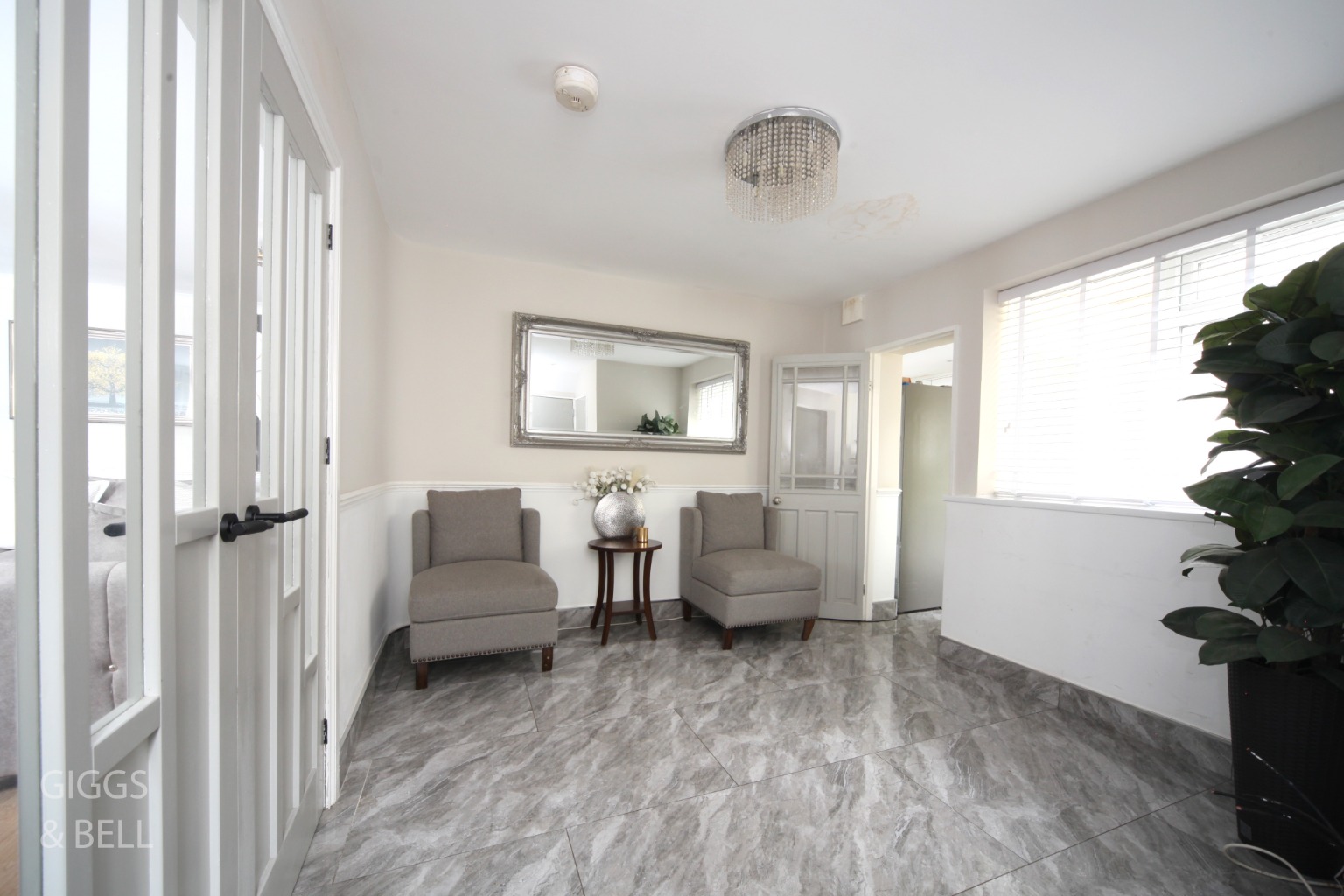 4 bed detached house for sale in Stockingstone Road, Luton  - Property Image 3