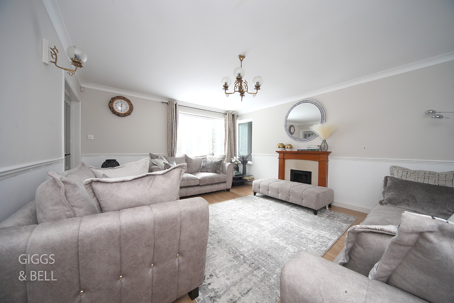 4 bed detached house for sale in Stockingstone Road, Luton  - Property Image 5