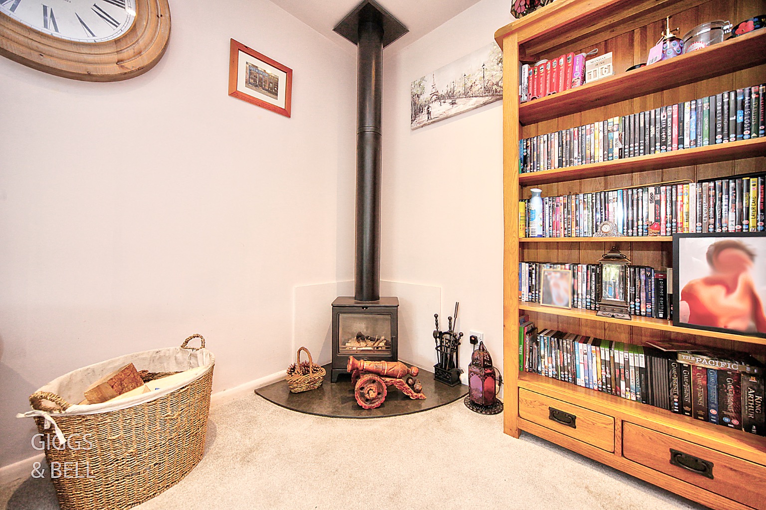 2 bed detached house for sale in St Marys Rise, Hitchin 2