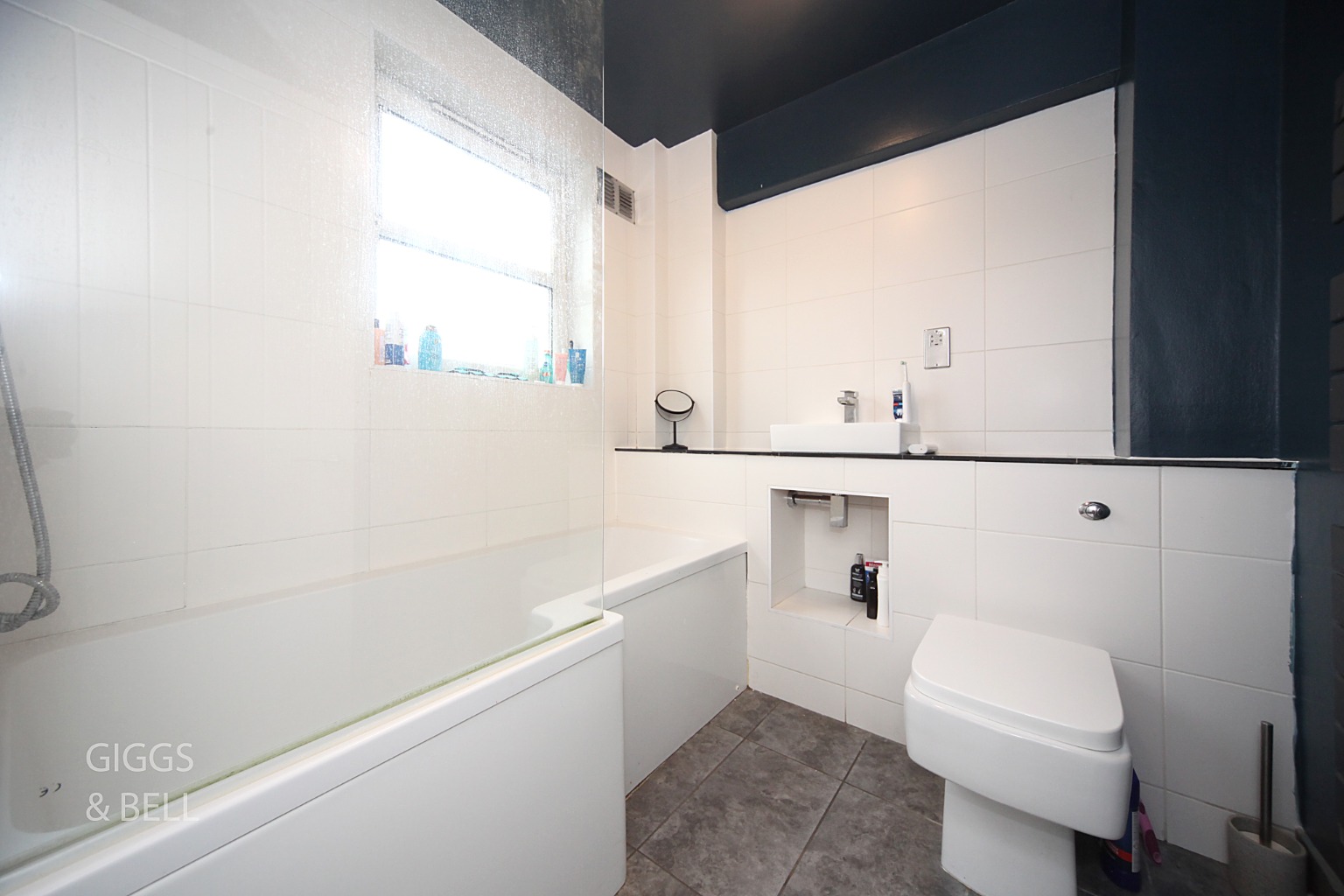 1 bed ground floor flat for sale in Cowper Street, Bedfordshire  - Property Image 9
