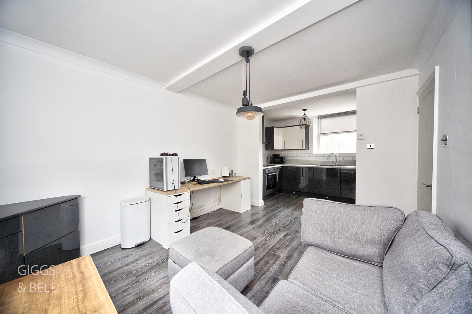 1 bed ground floor flat for sale in Cowper Street, Bedfordshire  - Property Image 3