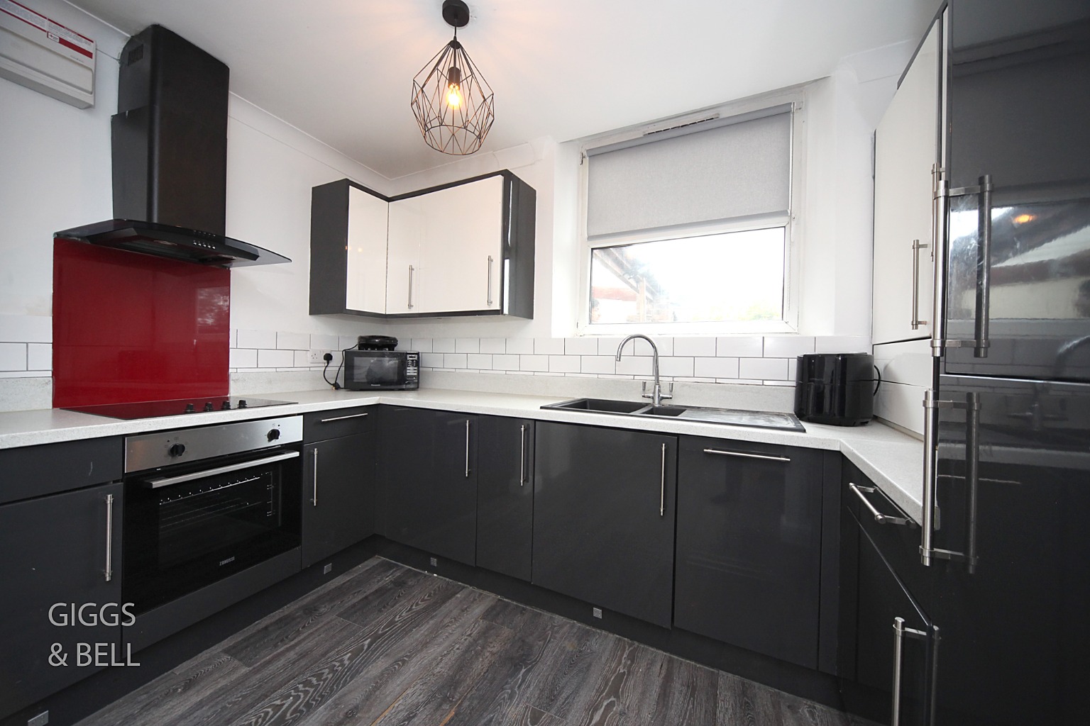 1 bed ground floor flat for sale in Cowper Street, Bedfordshire  - Property Image 5