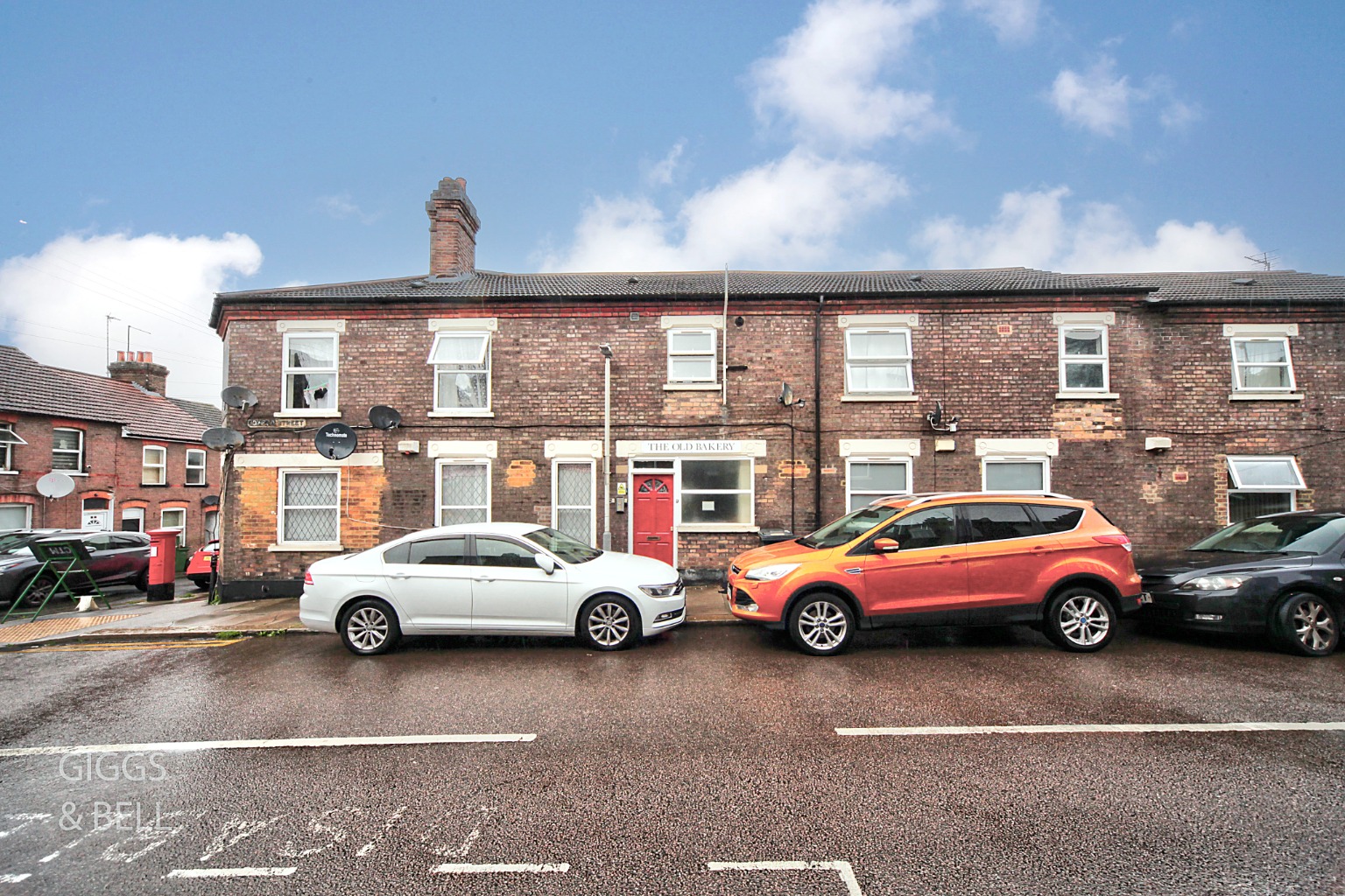 1 bed ground floor flat for sale in Cowper Street, Bedfordshire, LU1 