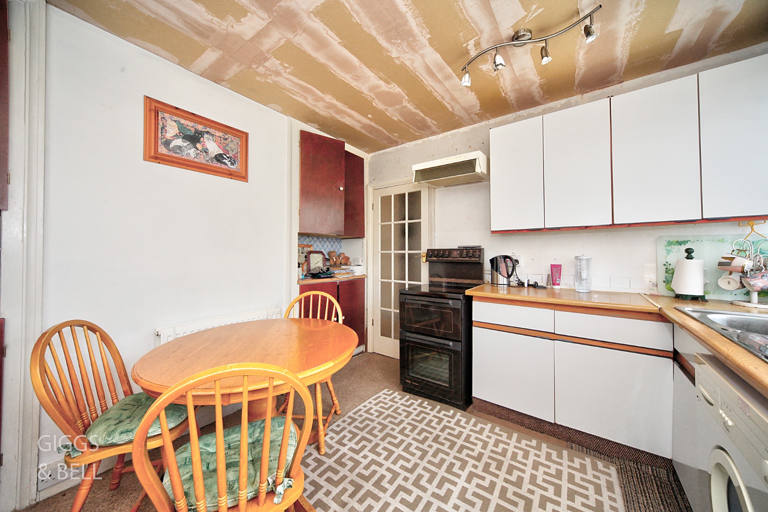 2 bed detached bungalow for sale in Wigmore Lane, Luton  - Property Image 13