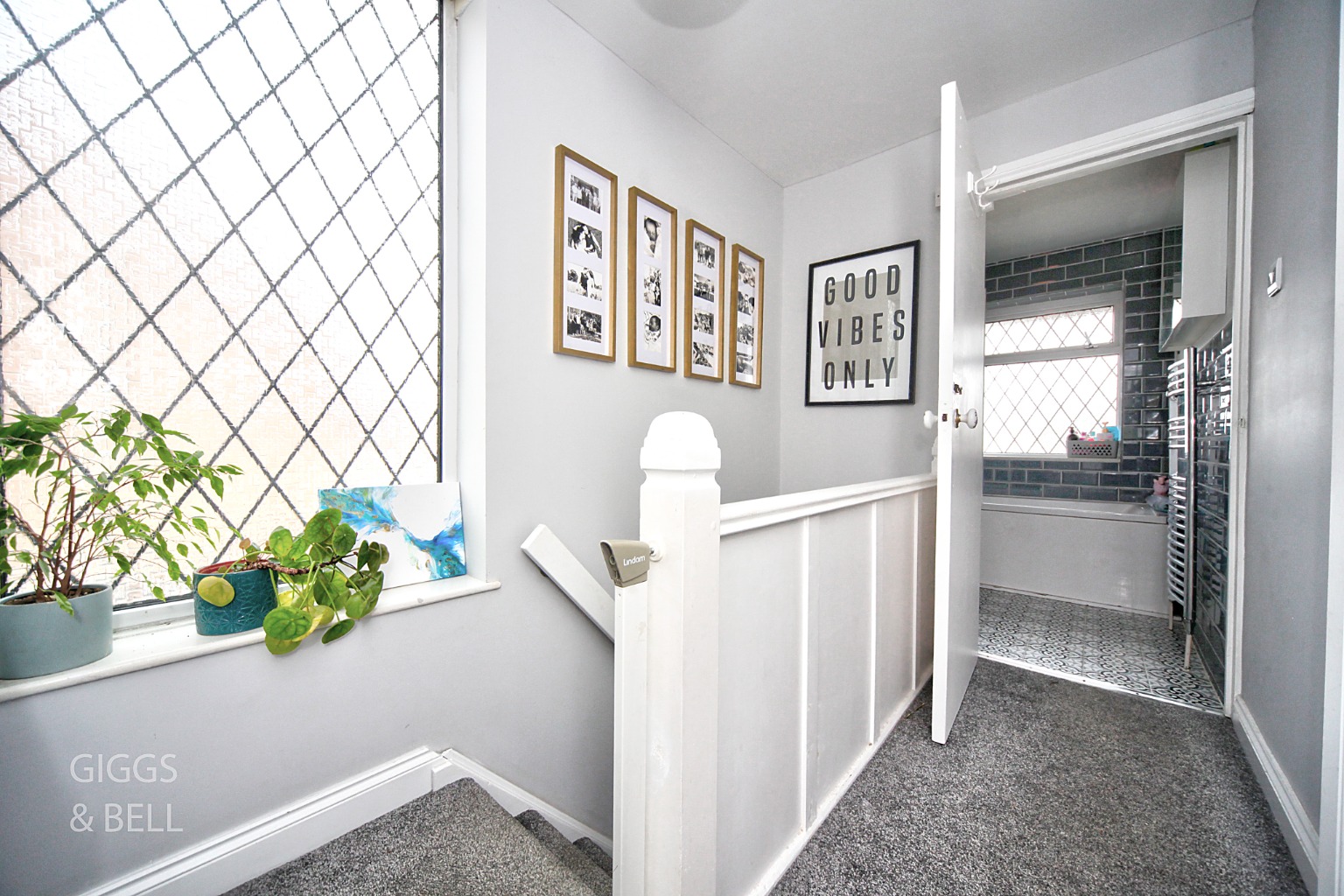 3 bed semi-detached house for sale in Hillary Crescent, Luton  - Property Image 12