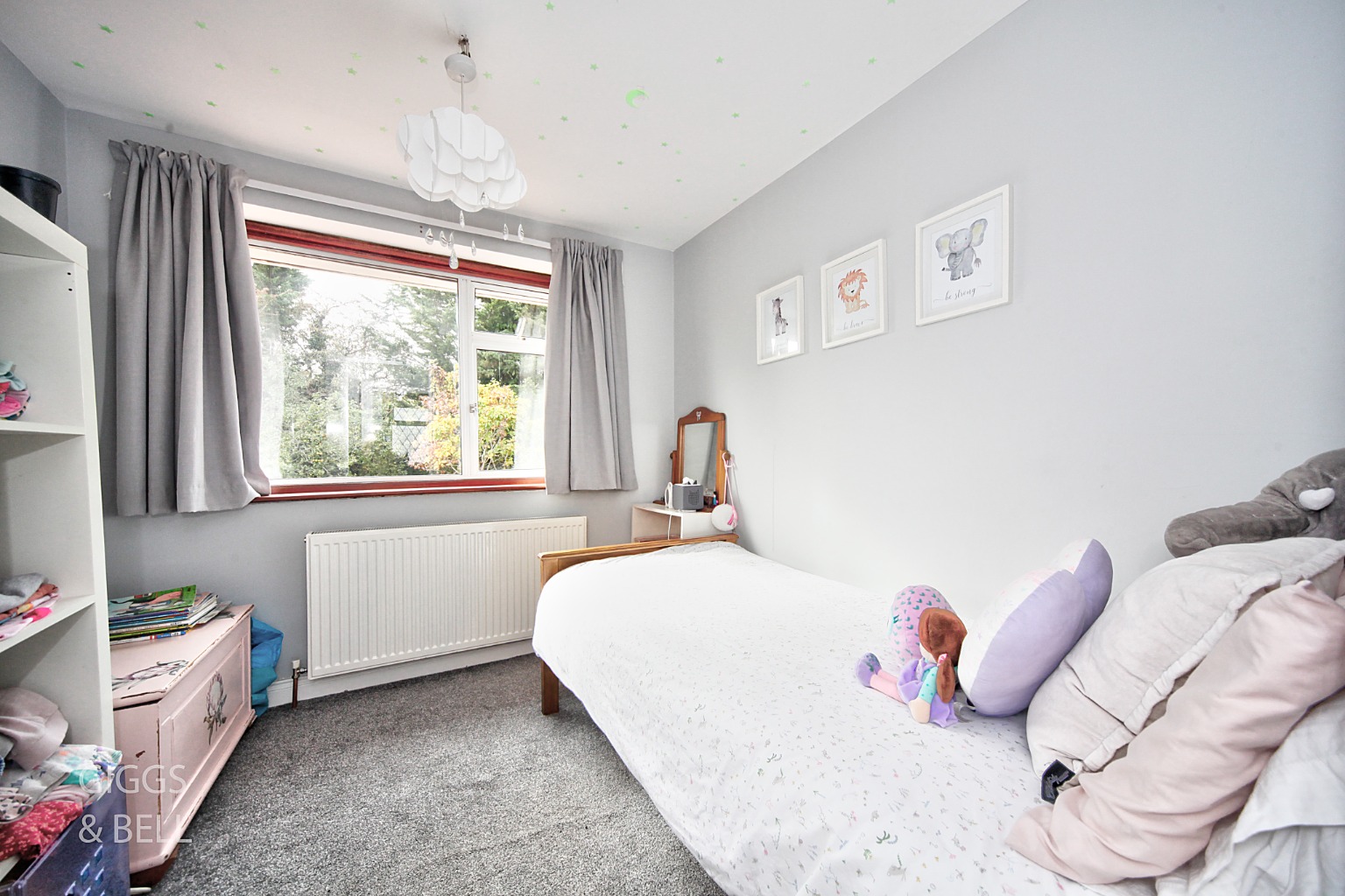 3 bed semi-detached house for sale in Hillary Crescent, Luton  - Property Image 19