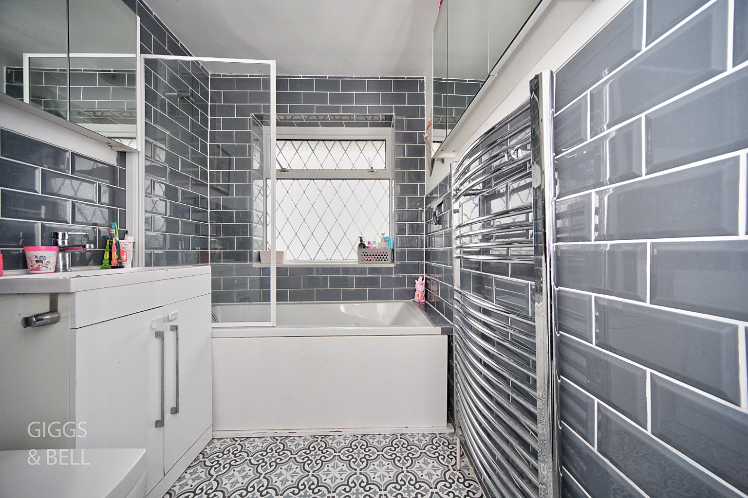 3 bed semi-detached house for sale in Hillary Crescent, Luton  - Property Image 20