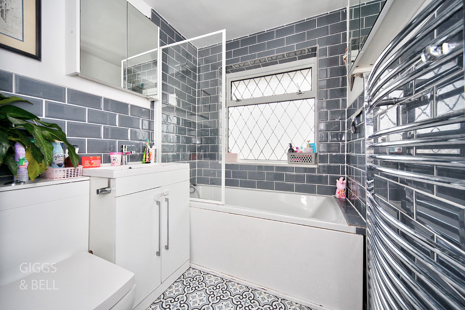 3 bed semi-detached house for sale in Hillary Crescent, Luton  - Property Image 21