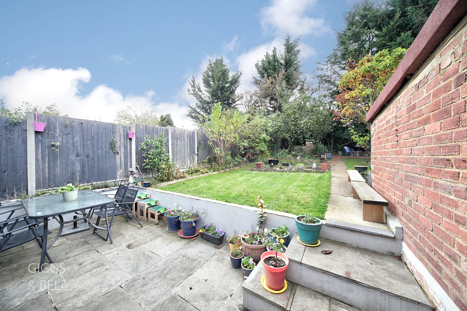 3 bed semi-detached house for sale in Hillary Crescent, Luton 22