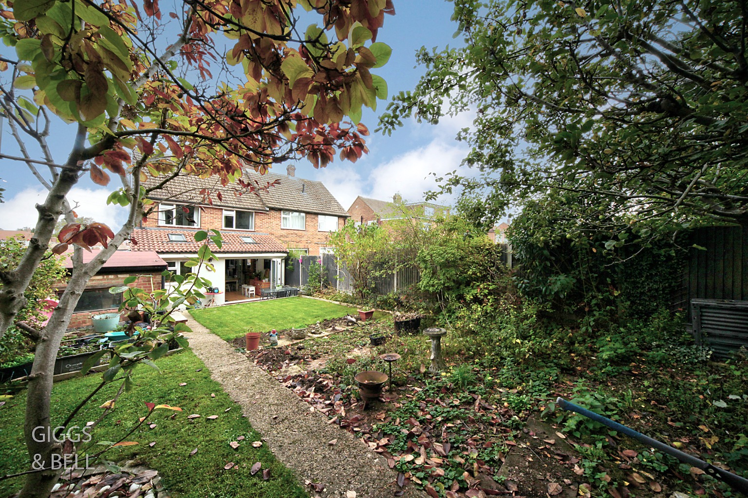 3 bed semi-detached house for sale in Hillary Crescent, Luton 25