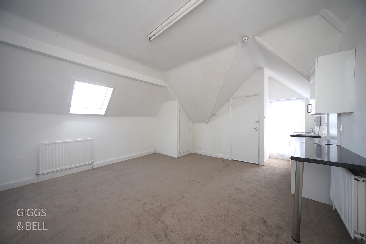7 bed semi-detached house for sale in Ashburnham Road, Luton 10