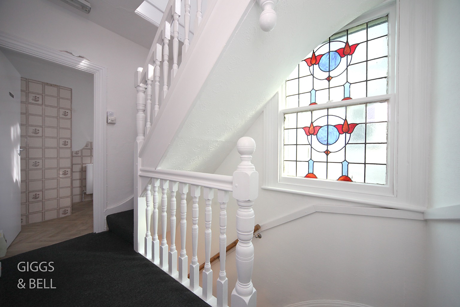 7 bed semi-detached house for sale in Ashburnham Road, Luton  - Property Image 2