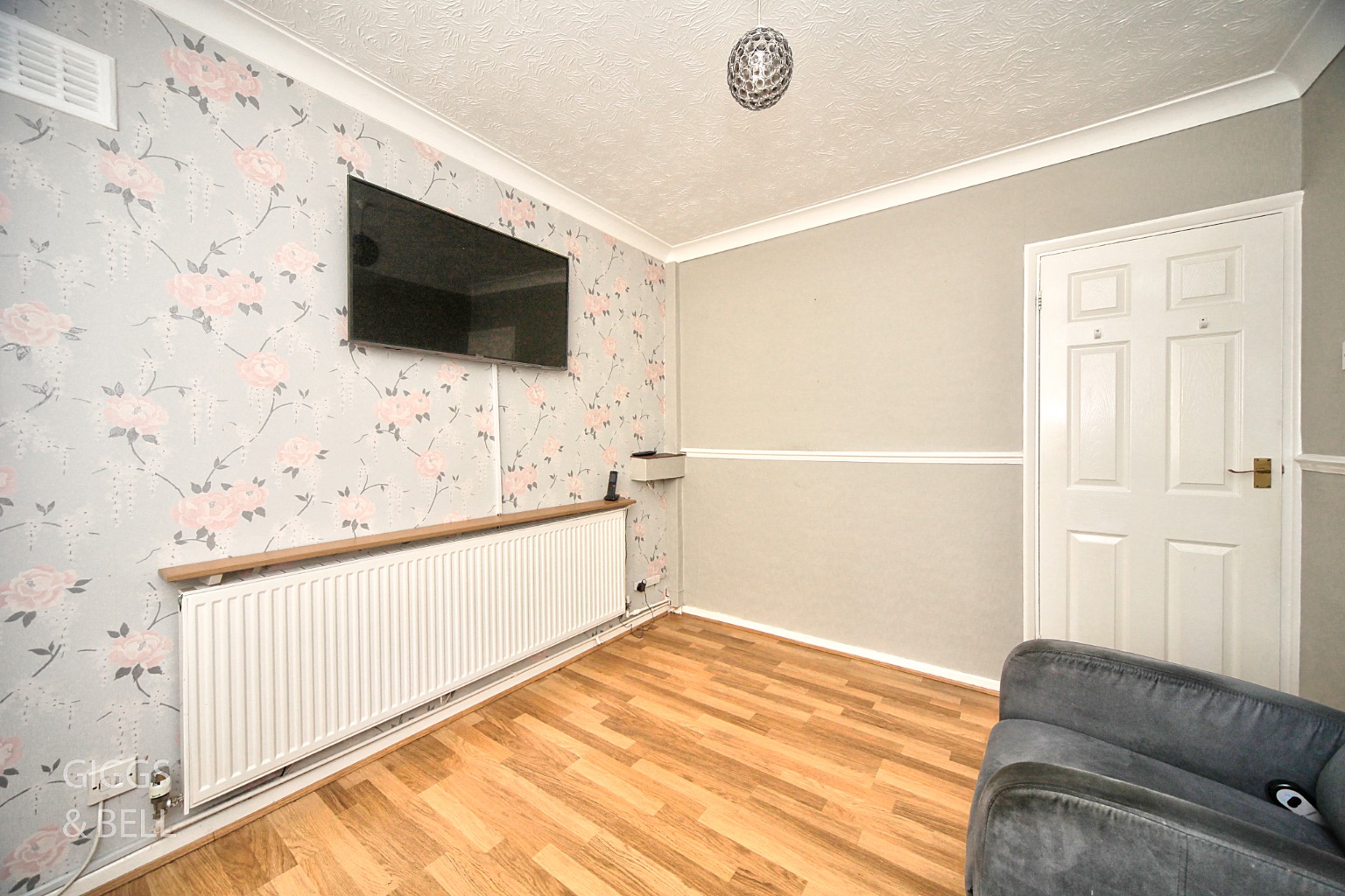 2 bed semi-detached bungalow for sale in Hathaway Close, Luton 12