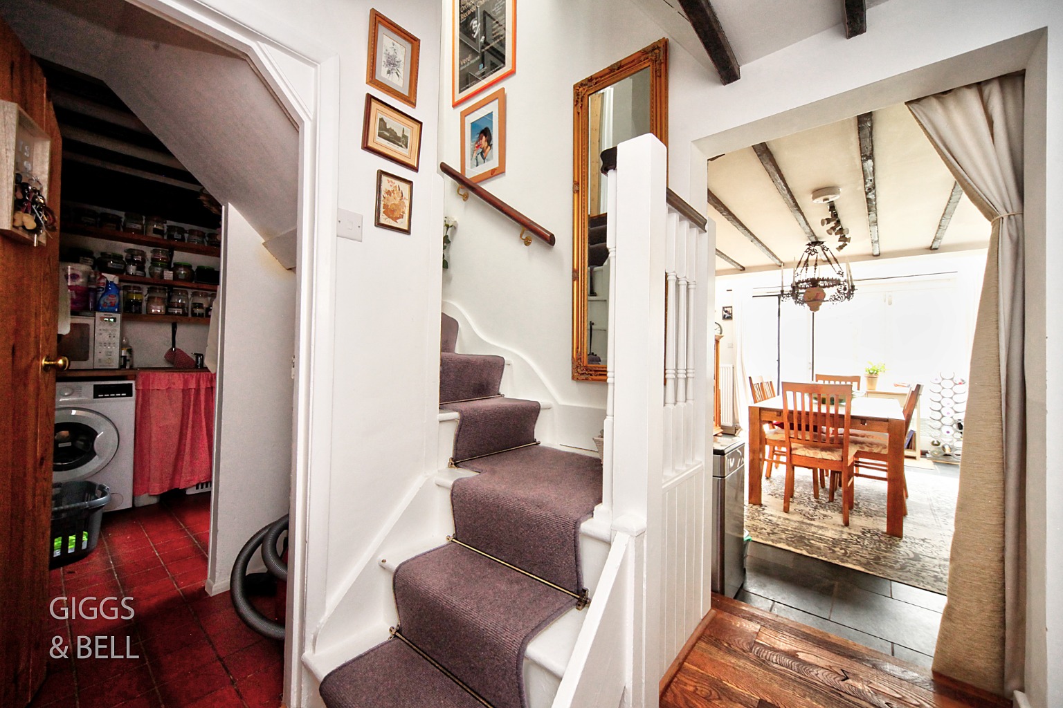 3 bed end of terrace house for sale in East Street, Hertfordshire 5