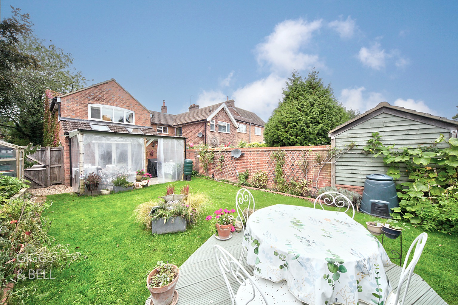3 bed end of terrace house for sale in East Street, Hertfordshire 29