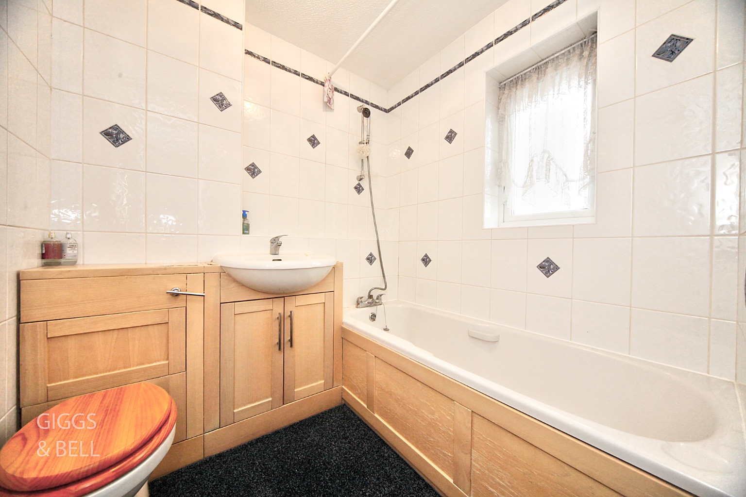 3 bed link detached house for sale in Redmire Close, Luton  - Property Image 11