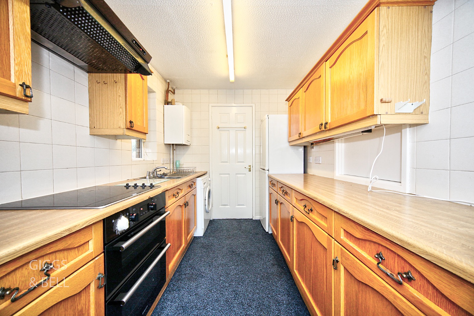 3 bed link detached house for sale in Redmire Close, Luton  - Property Image 7
