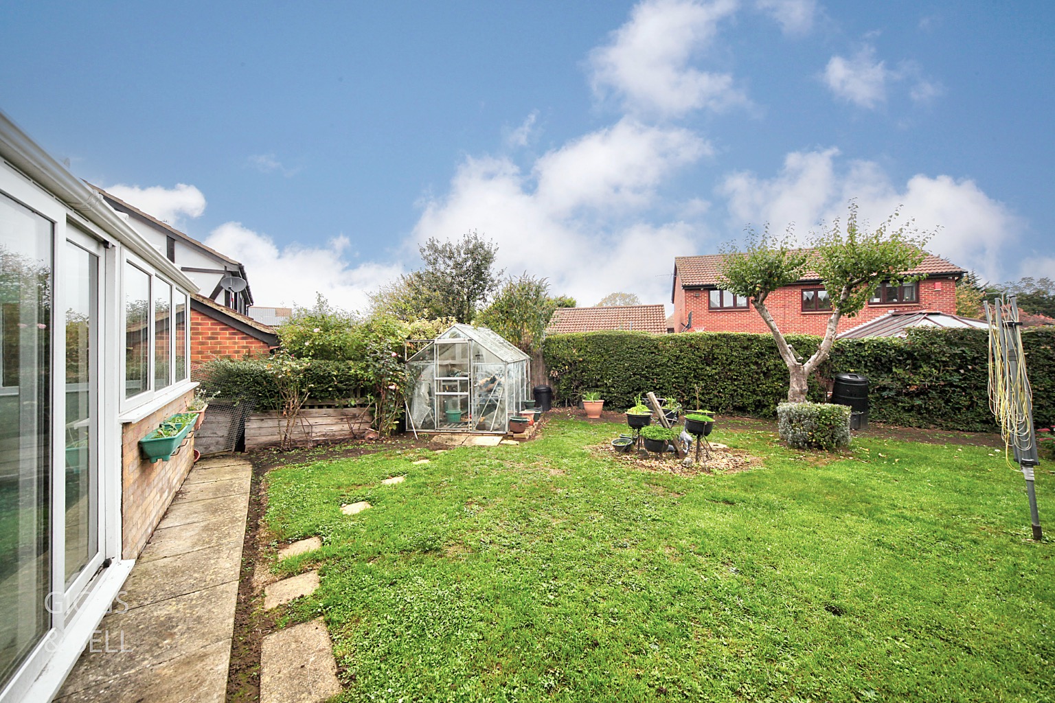 3 bed link detached house for sale in Redmire Close, Luton  - Property Image 16