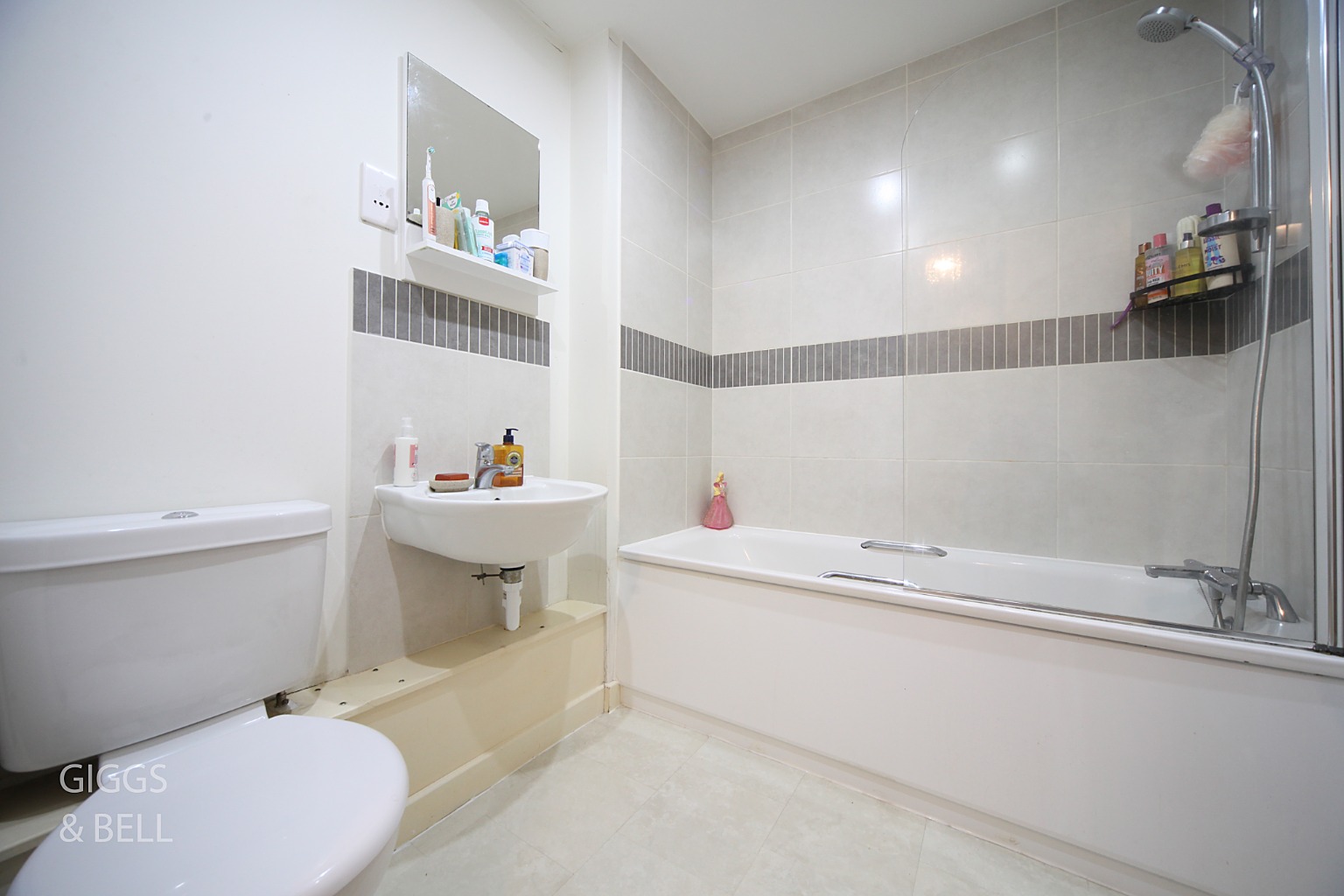 2 bed semi-detached house for sale in Falks Hill, Luton  - Property Image 12