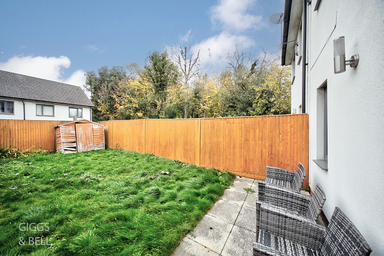 2 bed semi-detached house for sale in Falks Hill, Luton  - Property Image 14