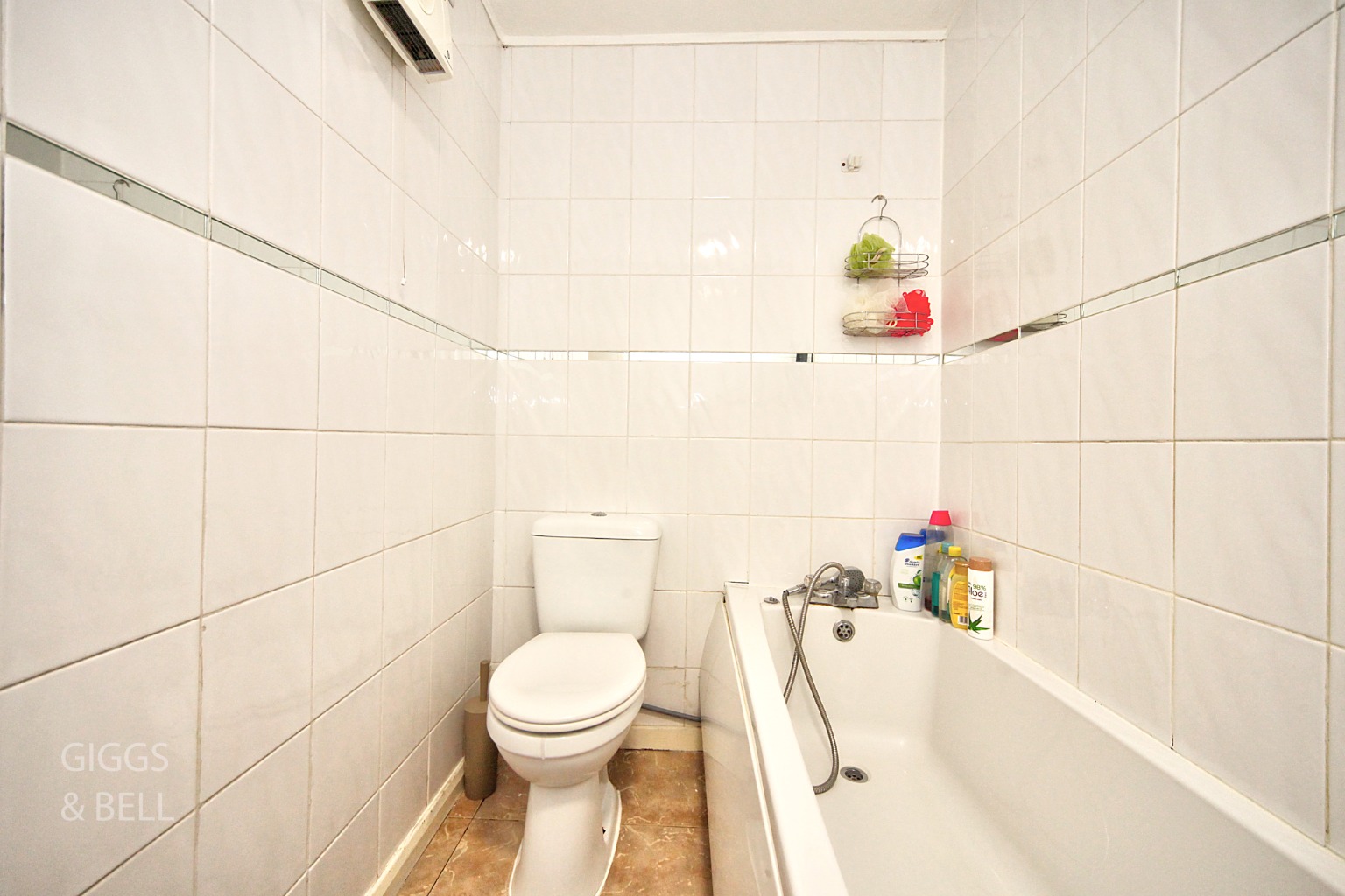 2 bed flat for sale in Downs Road, Luton  - Property Image 12