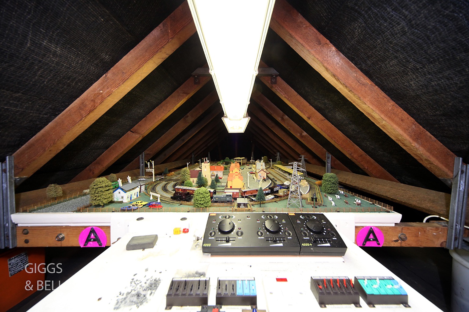 3 bed detached bungalow for sale in Stoneygate Road, Luton 14