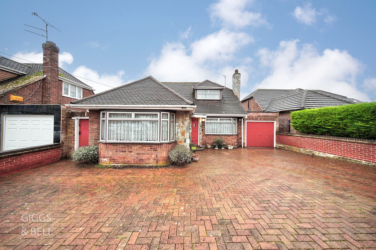 3 bed detached bungalow for sale in Stoneygate Road, Luton 20