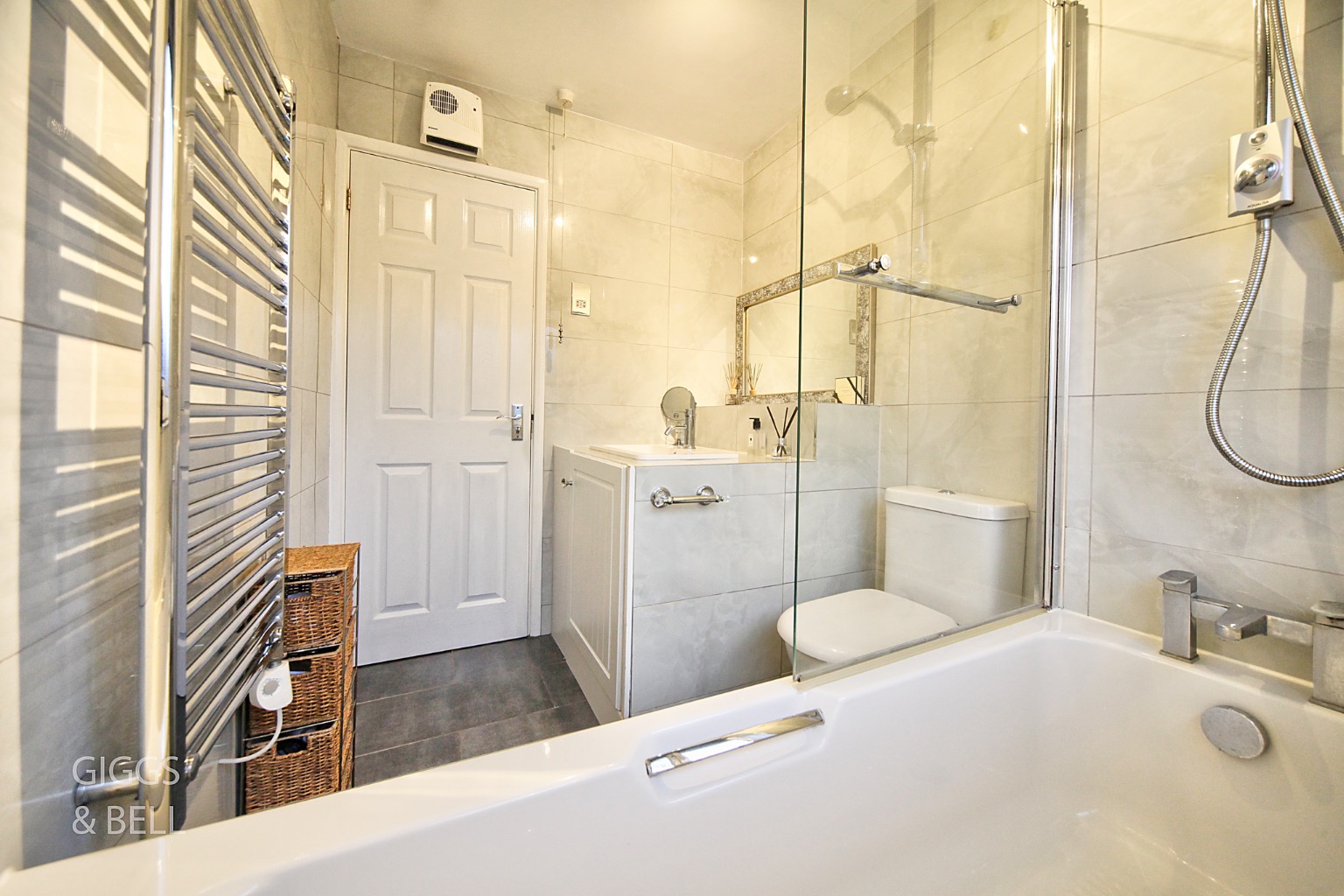 3 bed end of terrace house for sale in Pytchley Close, Luton  - Property Image 10