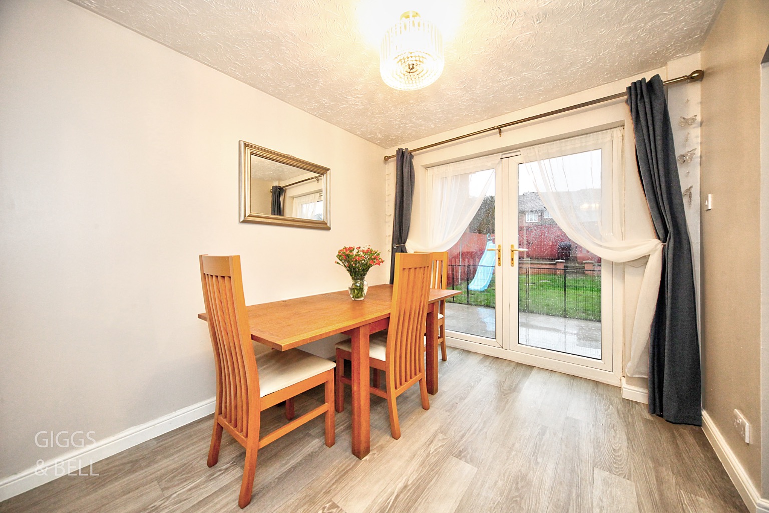3 bed end of terrace house for sale in Pytchley Close, Luton  - Property Image 6