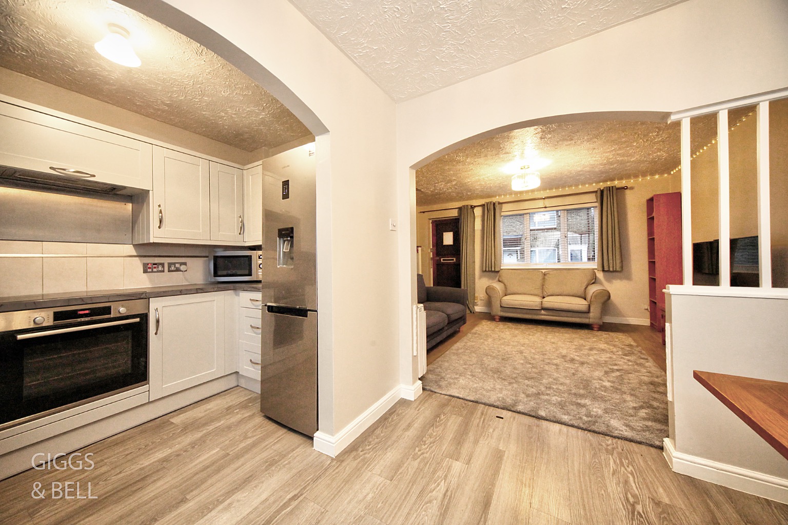 3 bed end of terrace house for sale in Pytchley Close, Luton 7