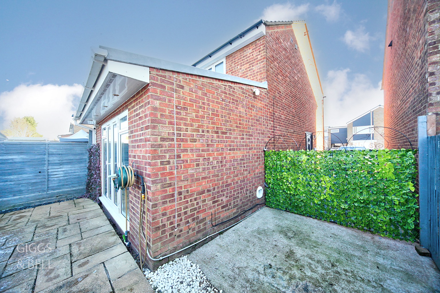 2 bed semi-detached house for sale in Alfriston Close, Luton 16