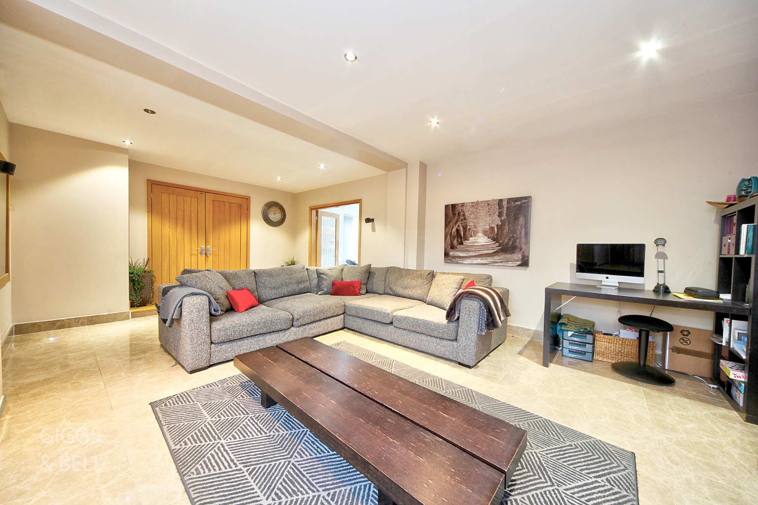 4 bed detached house for sale in Old Bedford Road, Luton 6